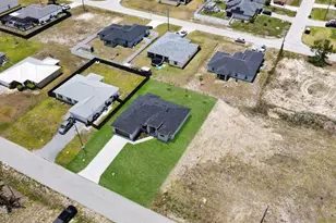 1426 NW 17th Ave, Cape Coral, FL 33993 - Photo 41