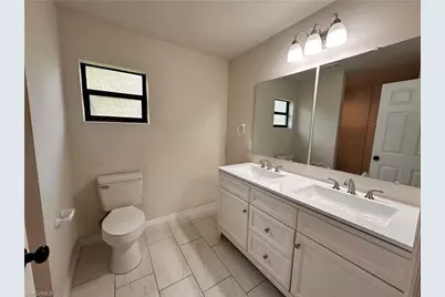 2212 SW Santa Barbara Pl, Cape Coral, FL 33991 - Photo 17