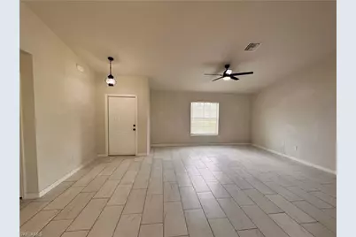 2212 SW Santa Barbara Pl, Cape Coral, FL 33991 - Photo 13
