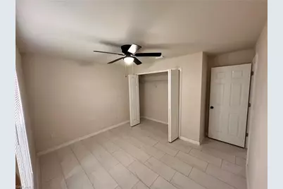 2212 SW Santa Barbara Pl, Cape Coral, FL 33991 - Photo 7