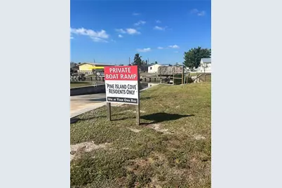 7150 Ladyfish Dr, Saint James City, FL 33956 - Photo 5