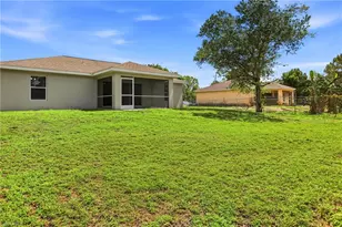 1036 Belmont St E, Lehigh Acres, FL 33974 - Photo 41