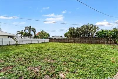 316 SW 19th Ter, Cape Coral, FL 33991 - Photo 43