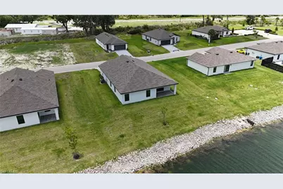 815 Gen D Macarthur Ave, Labelle, FL 33935 - Photo 5