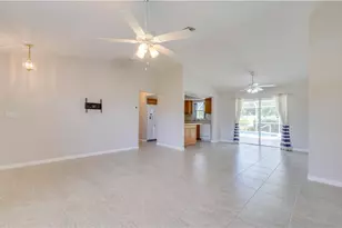 921 SE 35th St, Cape Coral, FL 33904 - Photo 7