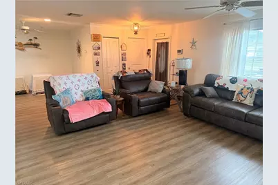 1385 Pine Ave, North Fort Myers, FL 33917 - Photo 9