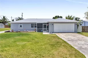 1385 Pine Ave, North Fort Myers, FL 33917 - Photo 1