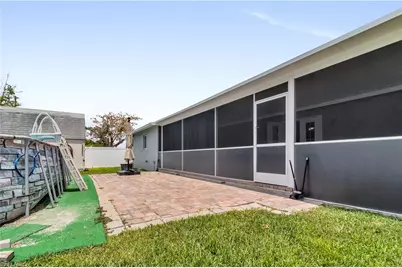 1385 Pine Ave, North Fort Myers, FL 33917 - Photo 27