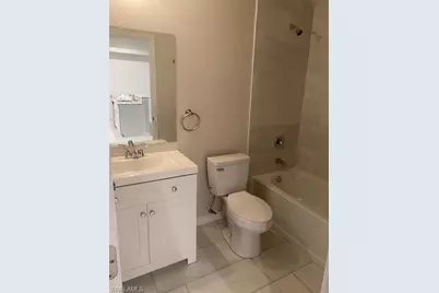 610 SE 13th St, Cape Coral, FL 33990 - Photo 9