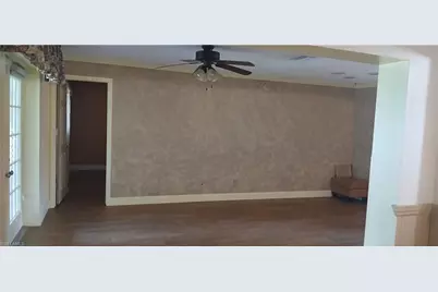 5240 Versaille Ct, Cape Coral, FL 33904 - Photo 15