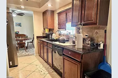 124 SE 31st St, Cape Coral, FL 33904 - Photo 11
