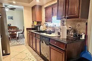 124 SE 31st St, Cape Coral, FL 33904 - Photo 11