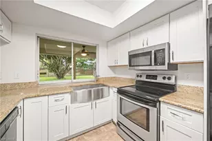 210 NE 10th Ave, Cape Coral, FL 33909 - Photo 19