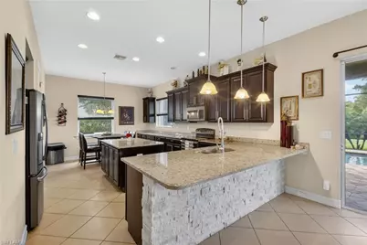 3330 Banyon Hollow Loop, North Fort Myers, FL 33903 - Photo 9