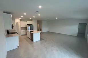 3924 NE 17th Ave, Cape Coral, FL 33909 - Photo 17
