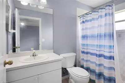524 NE 24th Pl, Cape Coral, FL 33909 - Photo 11