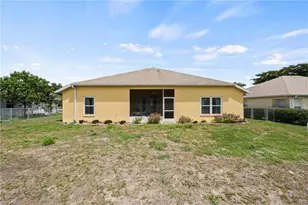 1520 Honor Ct, Lehigh Acres, FL 33971 - Photo 27