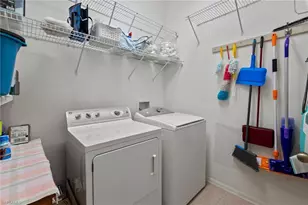 1520 Honor Ct, Lehigh Acres, FL 33971 - Photo 23