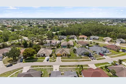 1520 Honor Ct, Lehigh Acres, FL 33971 - Photo 33