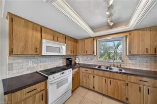 3188 Shell Mound Blvd, Fort Myers Beach, FL 33931 - Photo 7