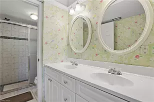 460 Fox Haven Dr, Naples, FL 34104 - Photo 9