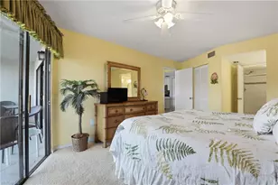 460 Fox Haven Dr, Naples, FL 34104 - Photo 23