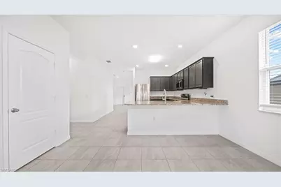 2928 NW 27th St, Cape Coral, FL 33993 - Photo 11