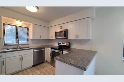 2610 Providence St #10, Fort Myers, FL 33916 - Photo 3