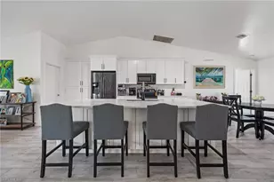 2017 SE 17th Pl, Cape Coral, FL 33990 - Photo 15