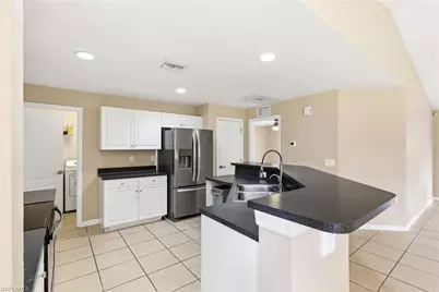 919 Winters St E, Lehigh Acres, FL 33974 - Photo 9