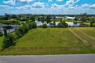 17091 Waters Edge Cir, North Fort Myers, FL 33917 - Photo 1