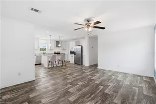 7 Birch Blvd, Fort Myers, FL 33908 - Photo 3