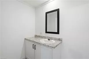 7 Birch Blvd, Fort Myers, FL 33908 - Photo 15