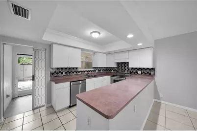 1407 SE 24th Ave #2, Cape Coral, FL 33990 - Photo 5