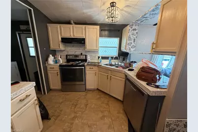 7633 Grady Dr, North Fort Myers, FL 33917 - Photo 5