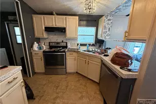 7633 Grady Dr, North Fort Myers, FL 33917 - Photo 5