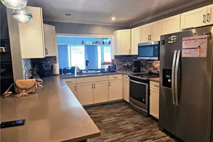 1131 SE 34th St, Cape Coral, FL 33904 - Photo 9