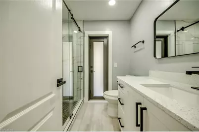 412 NE 17th Pl, Cape Coral, FL 33909 - Photo 15