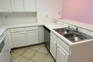 4127 Residence Drive, Fort Myers, FL 33901 - Photo 3