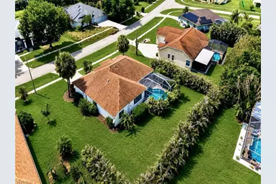 571 Chamonix Ave S, Lehigh Acres, FL 33974 - Photo 3