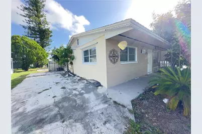 1119 Vineyard Pl, Lehigh Acres, FL 33936 - Photo 3