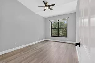 7745 Woodbrook Cir, Naples, FL 34104 - Photo 11