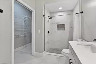 7745 Woodbrook Cir, Naples, FL 34104 - Photo 5