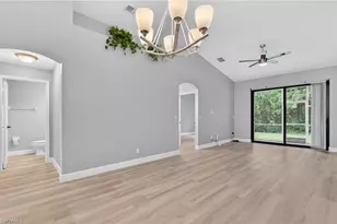 7745 Woodbrook Cir, Naples, FL 34104 - Photo 17
