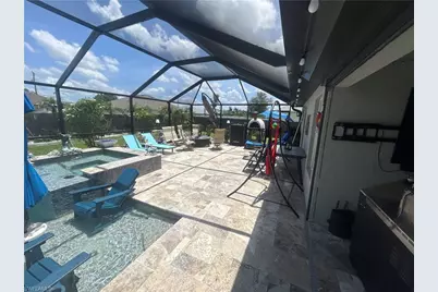 1811 SW 3rd Ter, Cape Coral, FL 33991 - Photo 7
