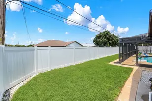 4548 SE 11th Pl, Cape Coral, FL 33904 - Photo 39