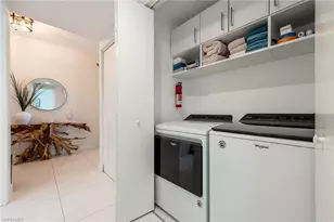 3000 Oasis Grand Blvd, Fort Myers, FL 33916 - Photo 15