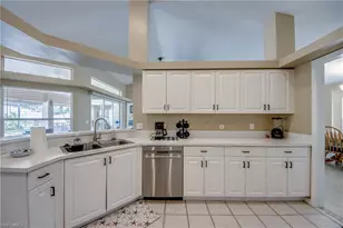 4010 SW 19th Pl, Cape Coral, FL 33914 - Photo 15