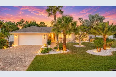 9428 Moonlight Dr, Sanibel, FL 33957 - Photo 1