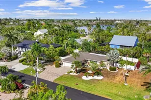 9428 Moonlight Dr, Sanibel, FL 33957 - Photo 37